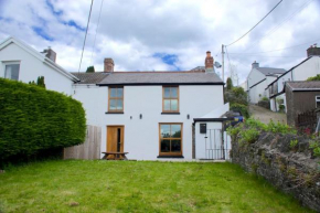 Cwmwl Gwyn Cottage in the heart of the old town